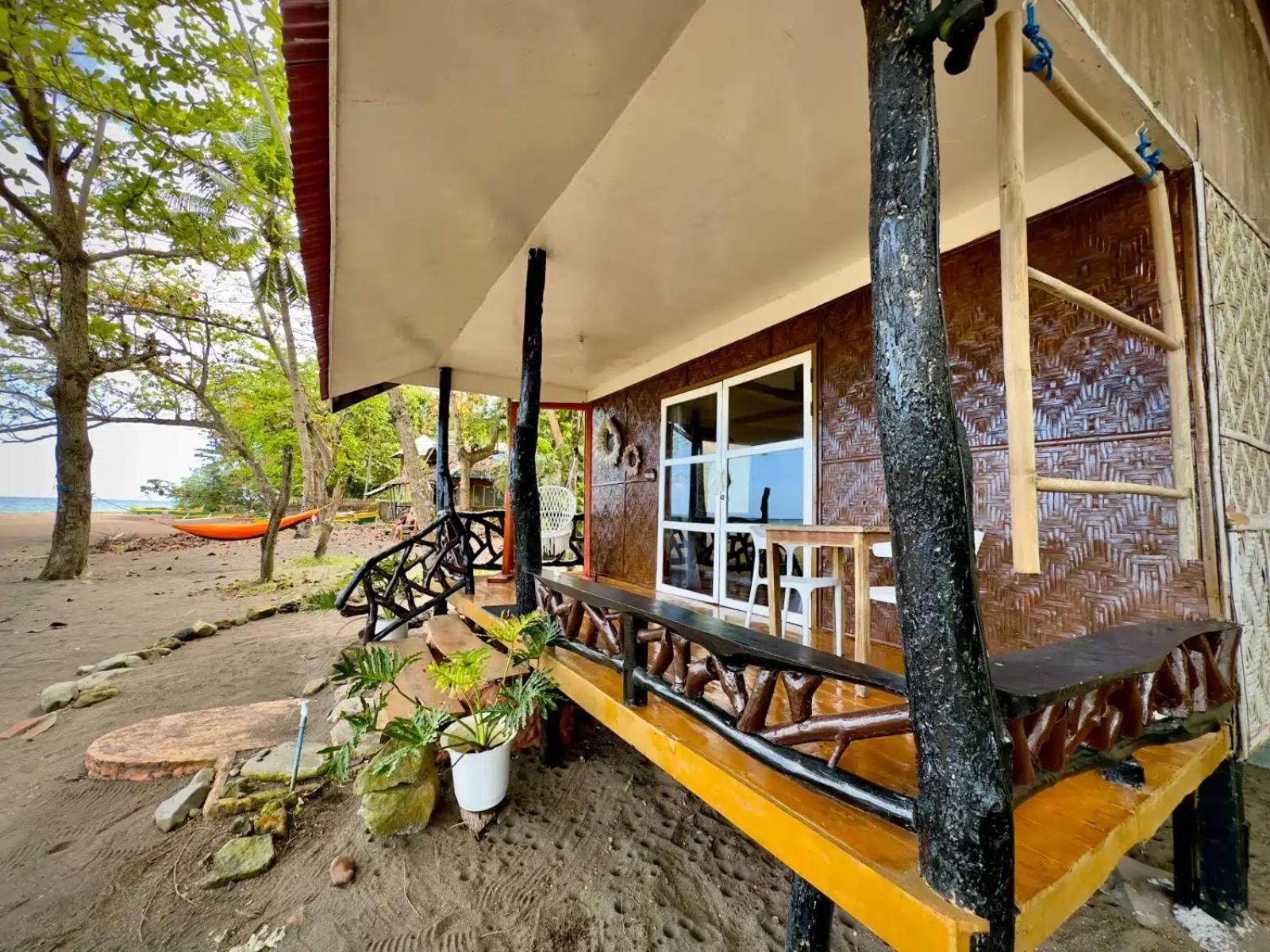 Playa Del Fuego Camiguin Beach Hostel & Resort Mambajao Exteriér fotografie